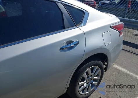 2015 Nissan Altima 2.5/2.5 S/2.5 Sl/2.5 Sv z USA, uszkodzony, nr VIN 1N4AL3AP0FC280489